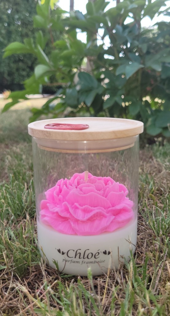 Bougie Chloé rose fermée