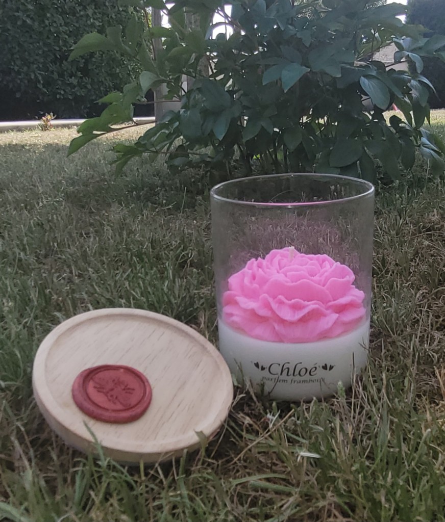 Bougie Chloé rose ouverte