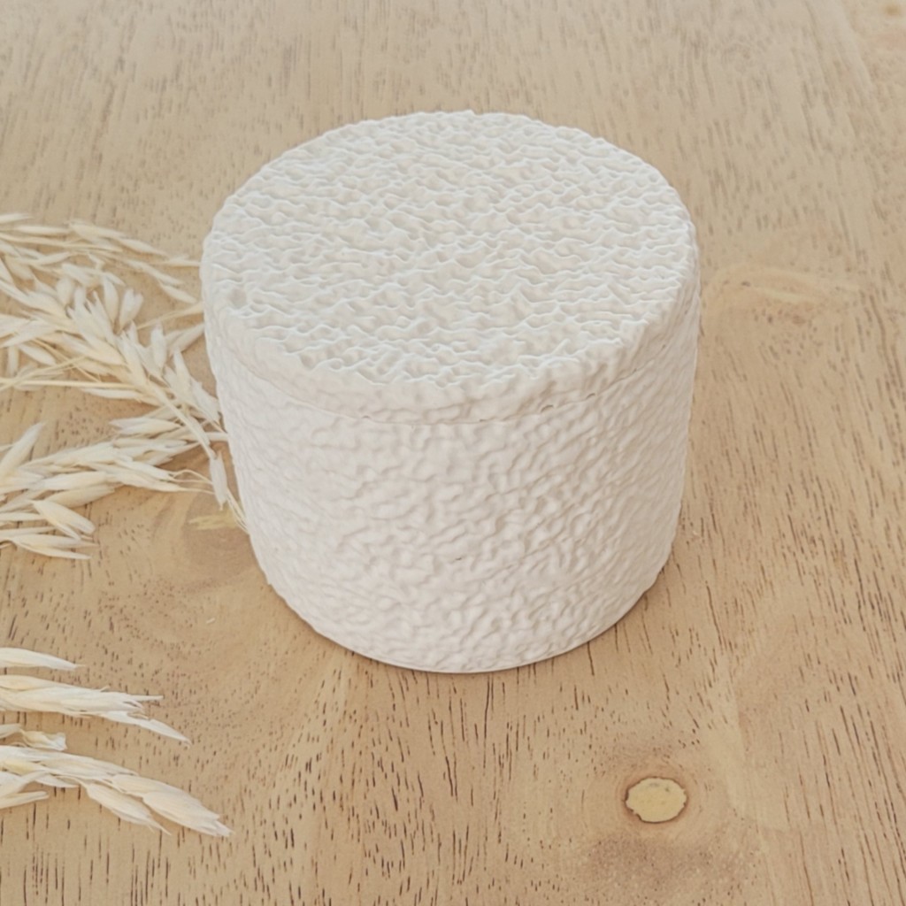 Bougie moule blac effet crépi