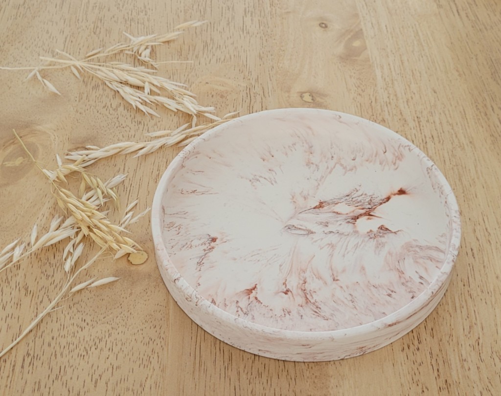 Assiette marbré terracotta