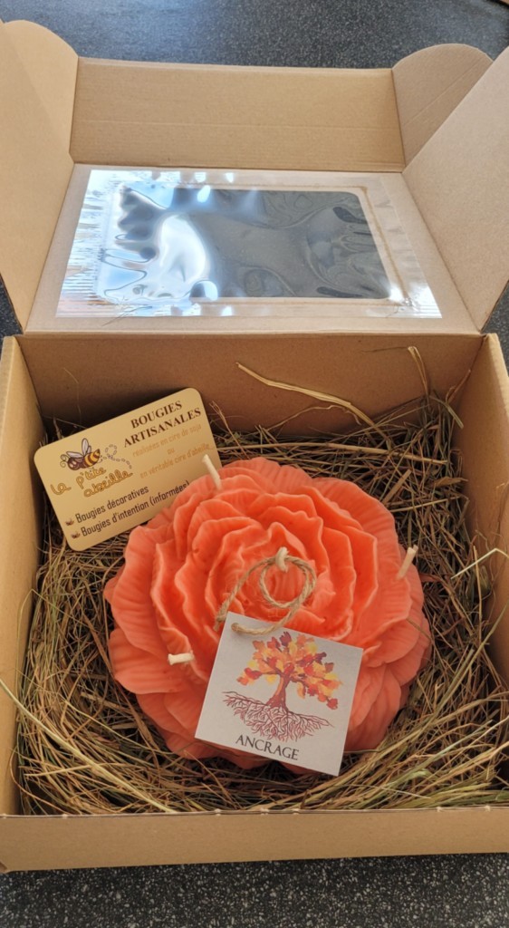 Bougie d'intention pivoine saumon XL dans boîte