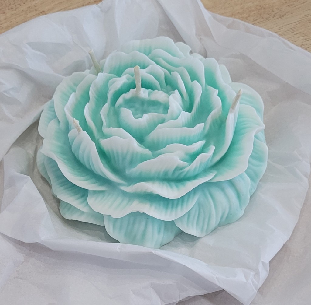 Bougie décoration pivoine verte XL