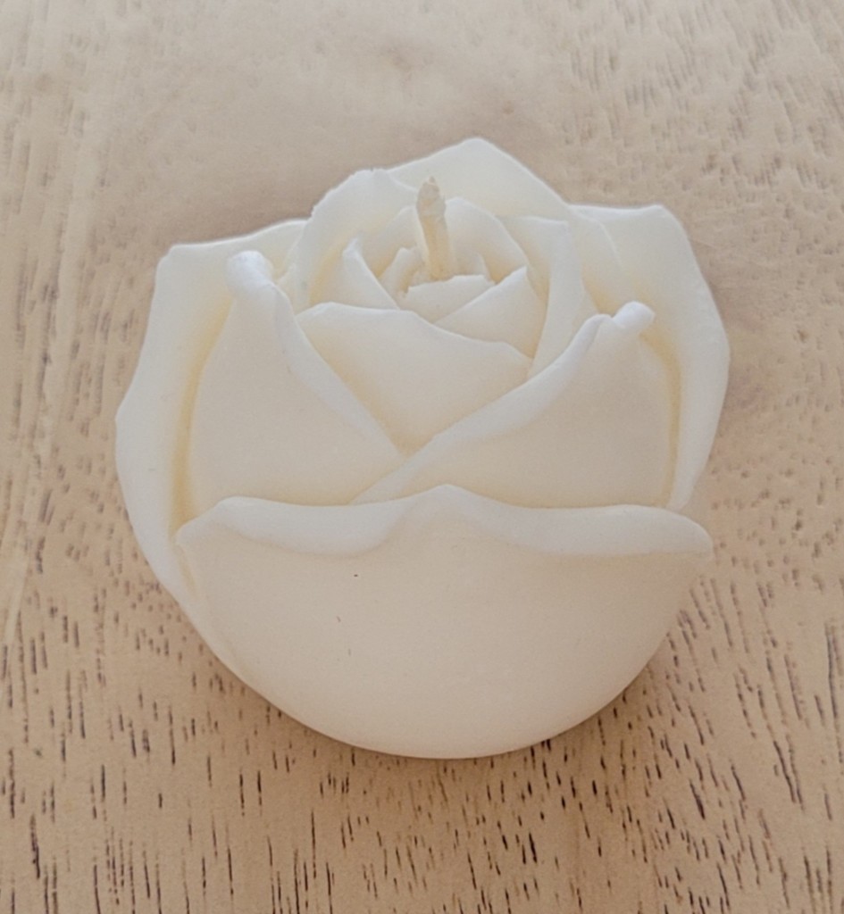 Bougie rose blanche M