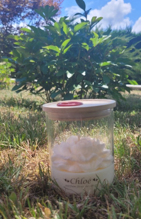 Bougie Chloé blanche fermée
