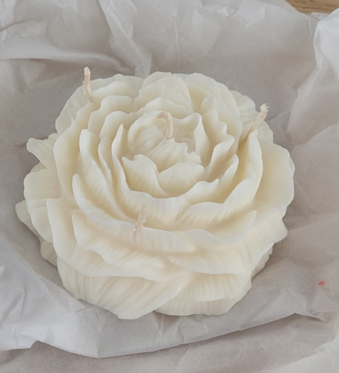 Bougie décoration pivoine blanche XL