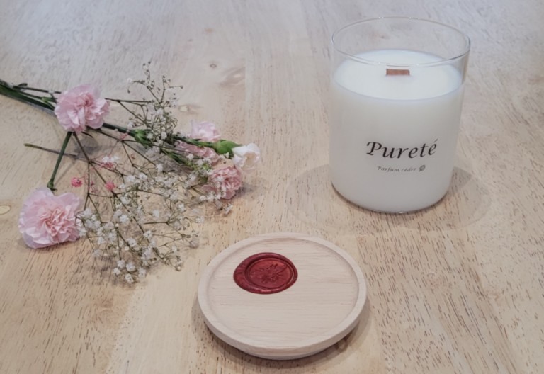 Bougie "Pureté" ouverte