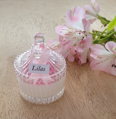 Bougie bonbonnière fermée pivoine lilas